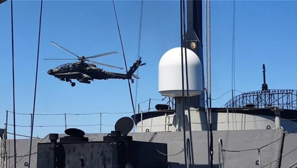 Δείτε εντυπωσιακές εικόνες από την άσκηση ηλεκτρονικού πολέμου των Ενόπλων Δυνάμεων (φωτο)
