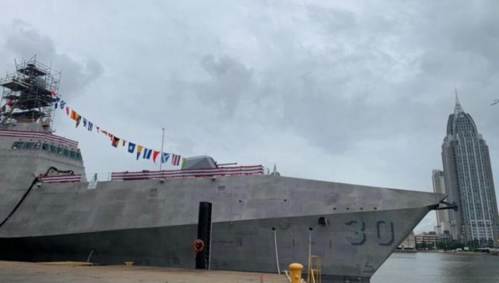 USS Canberra: Το αμερικανικό Ναυτικό εντάσσει σε υπηρεσία σκάφος LCS