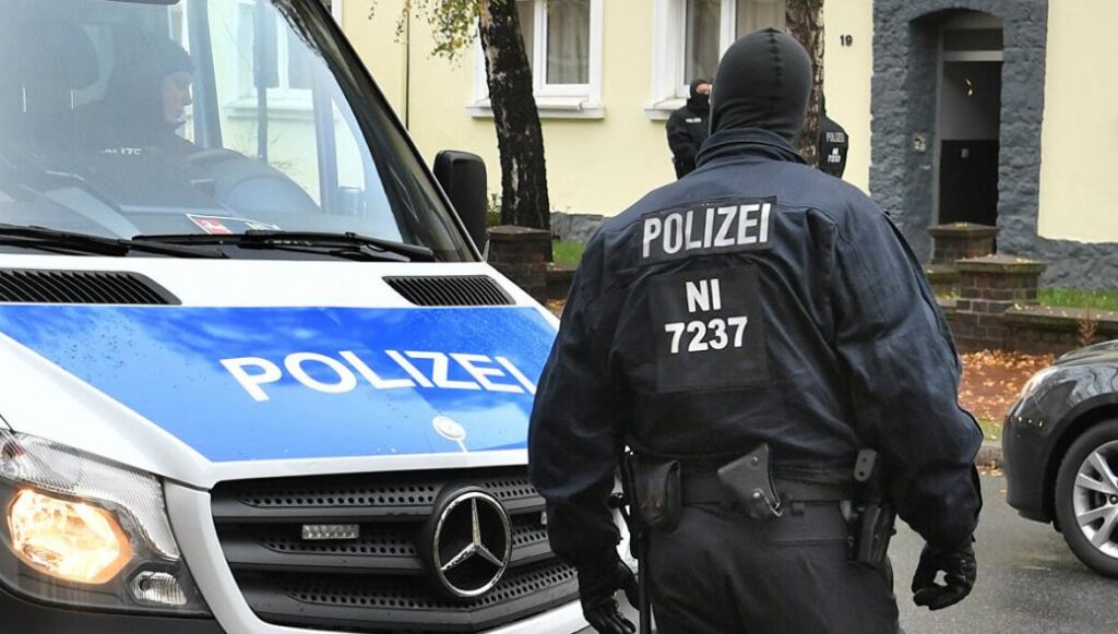 Συναγερμός στο αεροδρόμιο του Ντίσελντορφ: Ένας τραυματίας από επίθεση με μαχαίρι