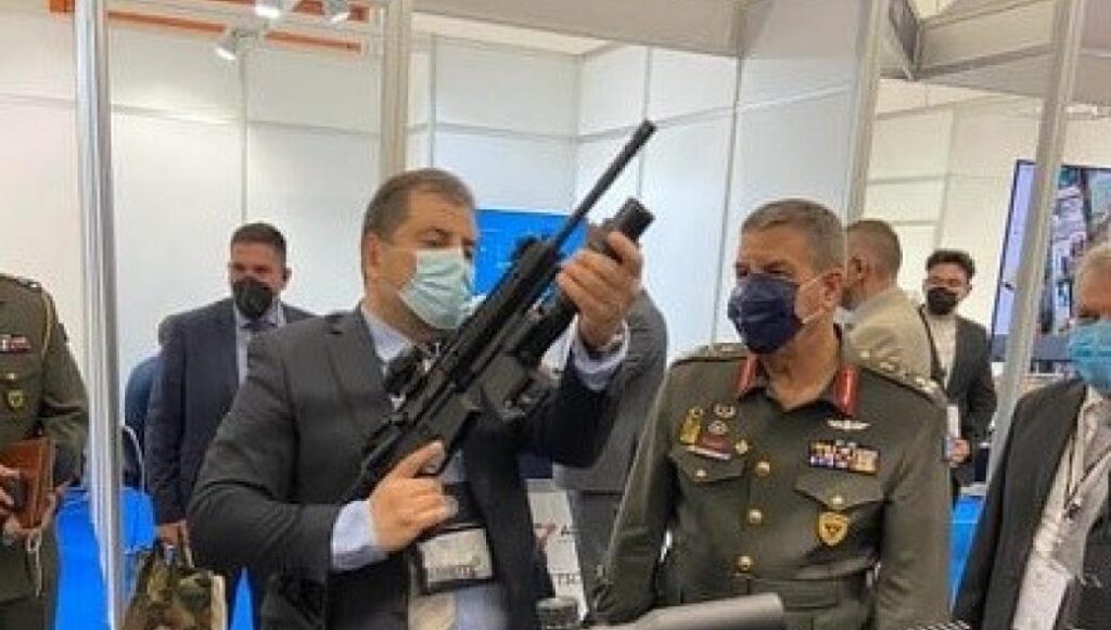 Ισχυρή παρουσία της SIG SAUER στην έκθεση DEFEA – «Παίζει δυνατά» στο διαγωνισμό των ΕΔ