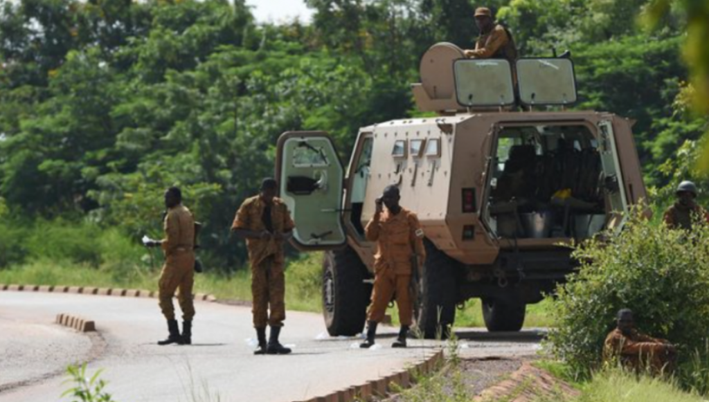 Μπουρκίνα Φάσο: Τουλάχιστον 12 μέλη των ένοπλων δυνάμεων σκοτώθηκαν σε επίθεση αγνώστων
