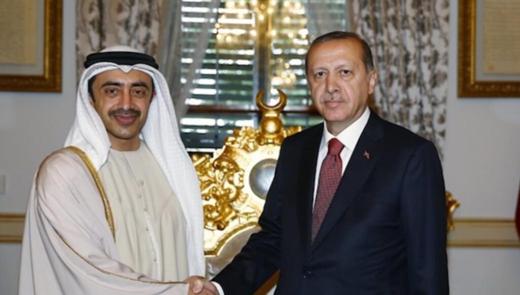 Τα βήματα επαναπροσέγγισης της Τουρκίας με τα ΗΑΕ με οικονομία και Λιβύη στο επίκεντρο
