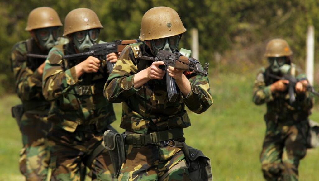 Η Ελλάδα εκπαιδεύει τις Ειδικές Δυνάμεις των Σκοπιανών ενώ υπέγραψαν 5ετή  σμφωνία με την Τουρκία