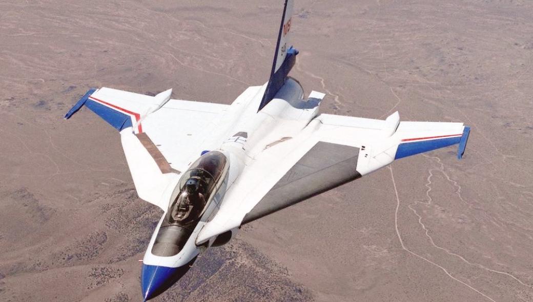 F-16XL: Ένα ξεχωριστό Fighting Falcon που θα γινόταν ένα πολύ καλό μαχητικό