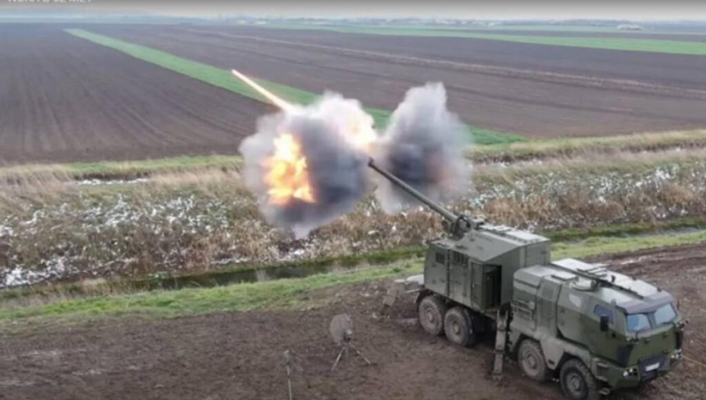 Έτοιμο το σερβικό πυροβόλο Nora B52 M21: Ολοκλήρωσε με επιτυχία τις δοκιμές στις ΗΠΑ