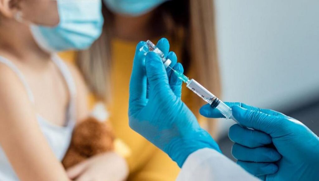 Παν/μιο Καλιφόρνια: «Οι έφηβοι κινδυνεύουν περισσότερο από το εμβόλιο – Και όχι από τον κορωνοϊό»!