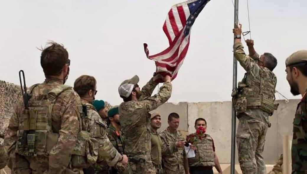 Οι ΗΠΑ αναγνώρισαν επίσημα την ήττα τους στο Αφγανιστάν: «Χάσαμε τον 20ετή πόλεμο»