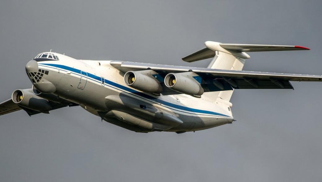 Ρωσικό μεταφορικό αεροσκάφος παρέδωσε όπλα στο Μάλι