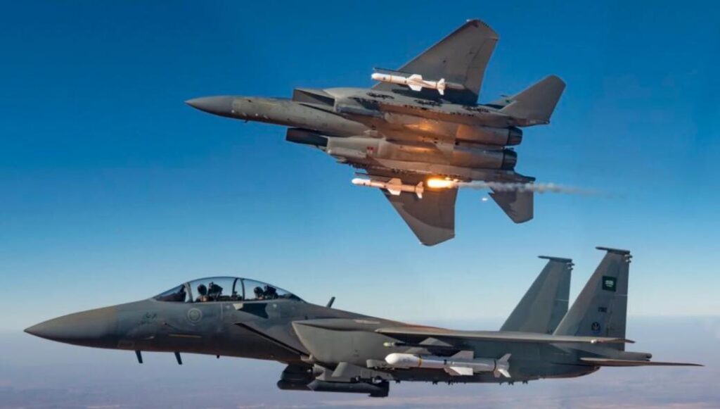 Σαουδαραβικά F-15SA εξαπέλυσαν βλήματα Harpoon κατά ναυτικών στόχων
