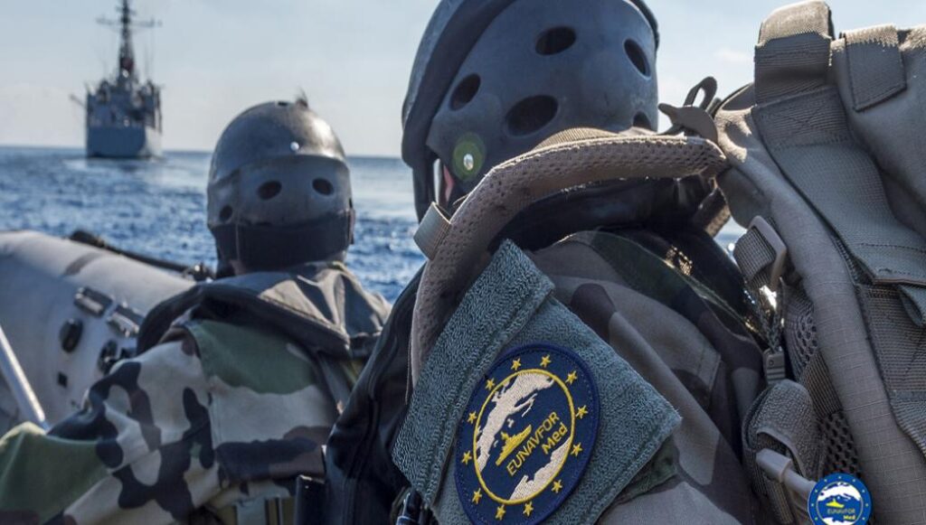 Επιχείρηση «ΕΙΡΗΝΗ»: Τα τουρκικά πλοία αρνούνται τις νηοψίες από τη δύναμη της ΕΕ