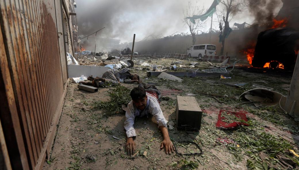 Χάος στην Καμπούλ: 32 νεκροί και 50 τραυματίες από βομβιστική επίιθεση
