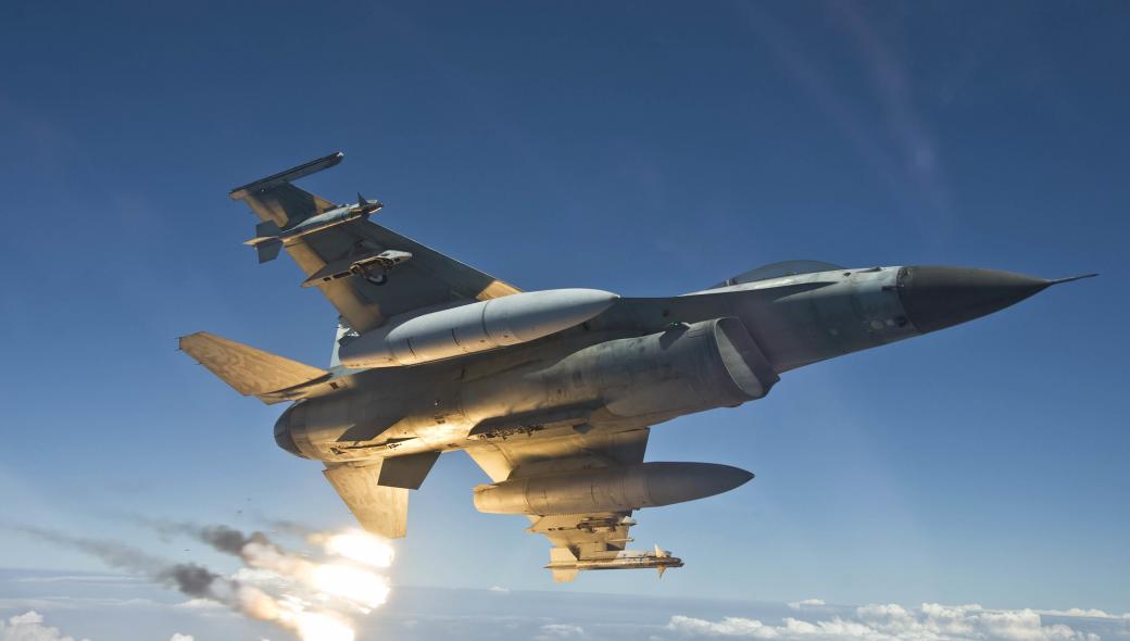 Ποιοι δουλεύουν για λογαριασμό της Τουρκίας και θέλουν  «στα σκουπίδια» τα F-16 Block 50/30 της ΠΑ;