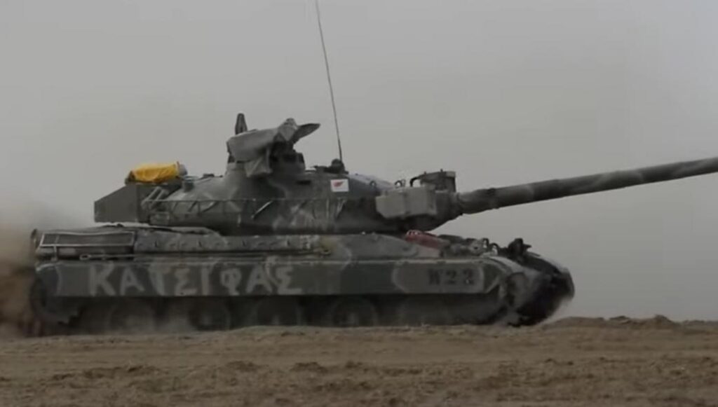 Άρμα μάχης της Εθνικής Φρουράς είχε γραμμένο το όνομα του Κ.Κατσίφα – Ενοχλήθηκαν οι Αλβανοί