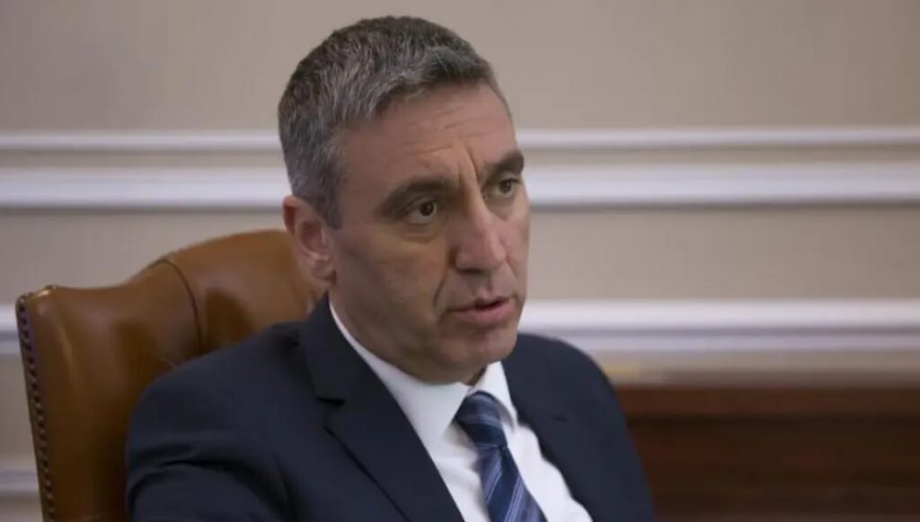 Τούρκος πρέσβης: «Να μην μιλάτε σε τρίτους – Να έρχεστε σε εμάς αν έχετε προβλήματα»