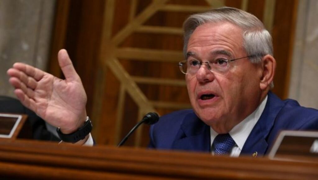 Kυρώσεις κατά της Τουρκίας ζητάει ο Μ.Μενέντεζ: «Τα τουρκικά drone έχουν αμερικανική τεχνολογία»