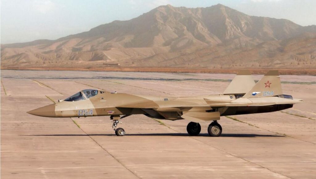Το  Su-57  με παραλλαγή ερήμου; (φωτό)