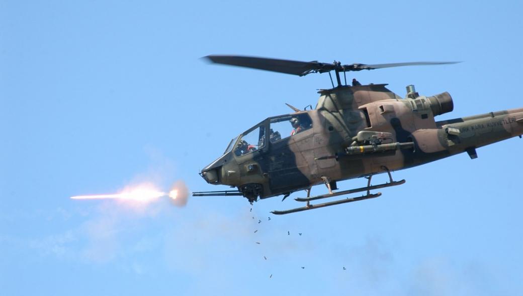 Η Άγκυρα μεταφέρει 10 AH-1W Super Cobra από τον Στρατό στο Ναυτικό για το TCG Anadolu