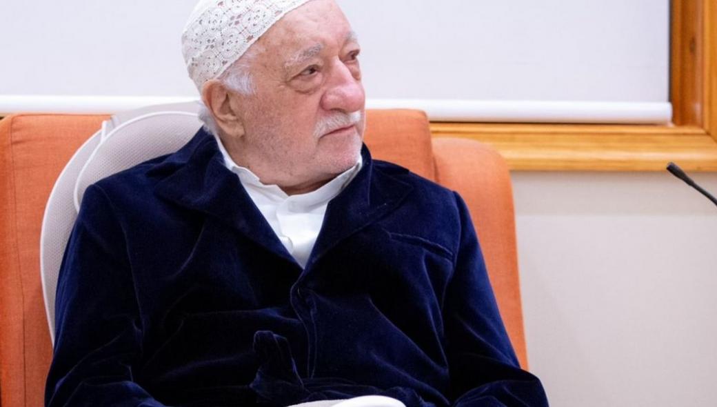 Οι οπαδοί του Γκιουλέν ανάρτησαν βίντεο που τον δείχνει ζωντανό να προσεύχεται