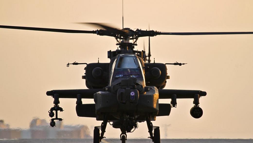 H Γερμανία ενδιαφέρεται για την απόκτηση επιθετικών ελικοπτέρων AH-64 Apache