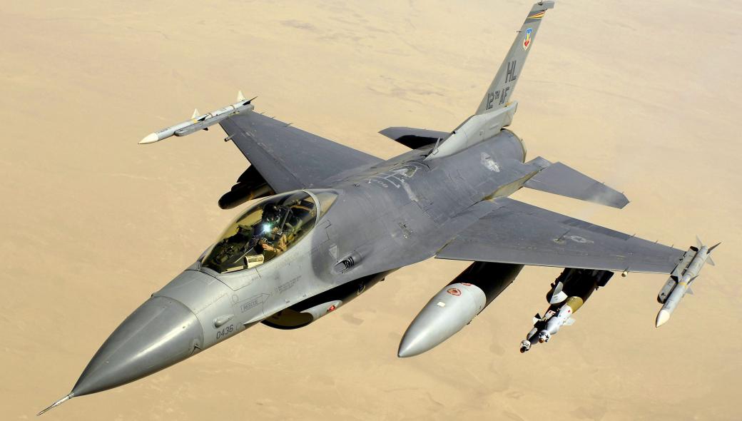 Η Ιαπωνία ζήτησε από τις ΗΠΑ να σταματήσει τις πτήσεις των F-16!