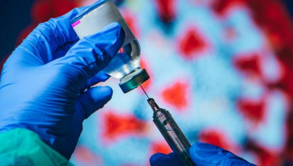 Forbes: «Ναι το εμβόλιο αλλάζει το DNA σας»