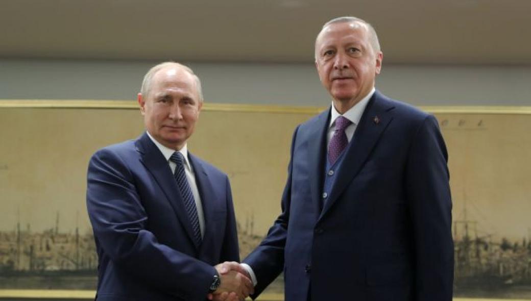 Β.Πούτιν: «Ευτυχώς αυξήσαμε τα επιτόκια αλλιώς θα ήμασταν σαν την Τουρκία»
