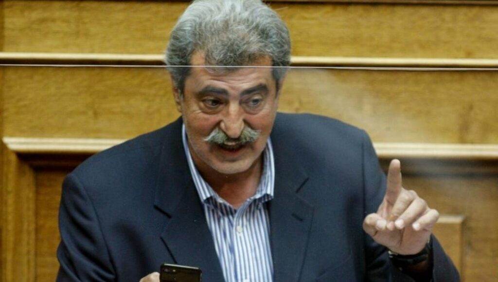 Π.Πολάκης: «Ποντάρατε μόνο στον εμβολιασμό και καταστραφήκατε – Τι έπρεπε να είχατε κάνει από πέρσι»