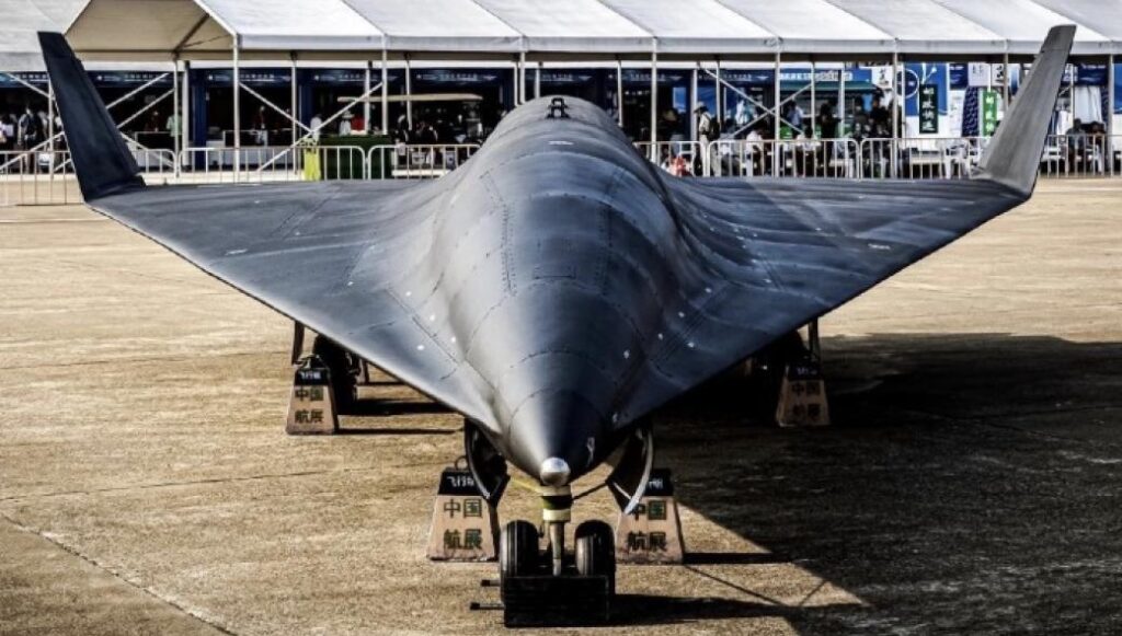 Ρωσικές πηγές αναφέρουν ότι η Κίνα κατασκεύασε drone που ξεπερνά σε ταχύτητα το… Avangard!