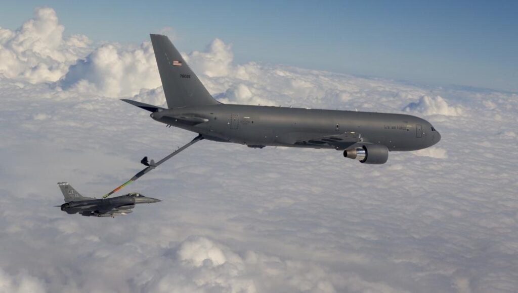 12 ελικόπτερα CH-53K και δύο ιπτάμενα τάνκερ Boeing KC-46 για το Ισραήλ