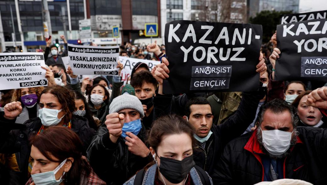 Ρωσικά ΜΜΕ: «Μετά το Καζακστάν και στην Τουρκία μπορεί να φουντώσουν όλα ξαφνικά»