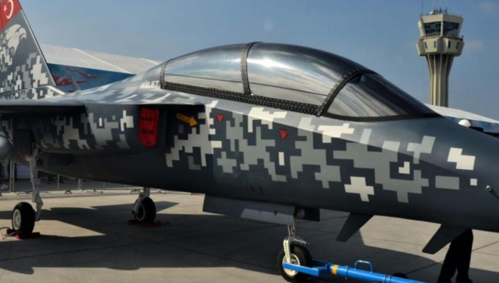 Η Τουρκία έδωσε εντολή για μαζική παραγωγή του εκπαιδευτικού/ελαφρού μαχητικού Hürjet