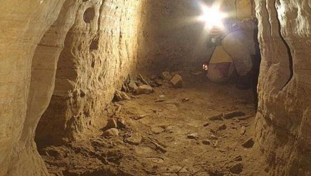 12.000 ετών δαιδαλώδη τούνελ είναι αληθινά και εκτείνονται από τη Σκωτία μέχρι την Τουρκία