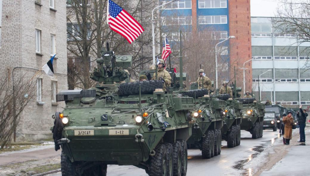Μόσχα: Η ένταση θα υποχωρήσει μόλις το ΝΑΤΟ αποσύρει τις δυνάμεις του από την ανατ. Ευρώπη