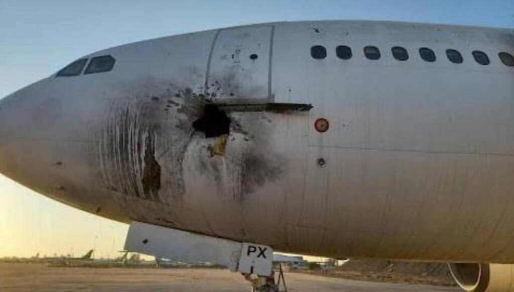 Ιράκ: Έξι ρουκέτες εκτοξεύτηκαν στο αεροδρόμιο της Βαγδάτης – Κτυπήθηκε αεροσκάφος