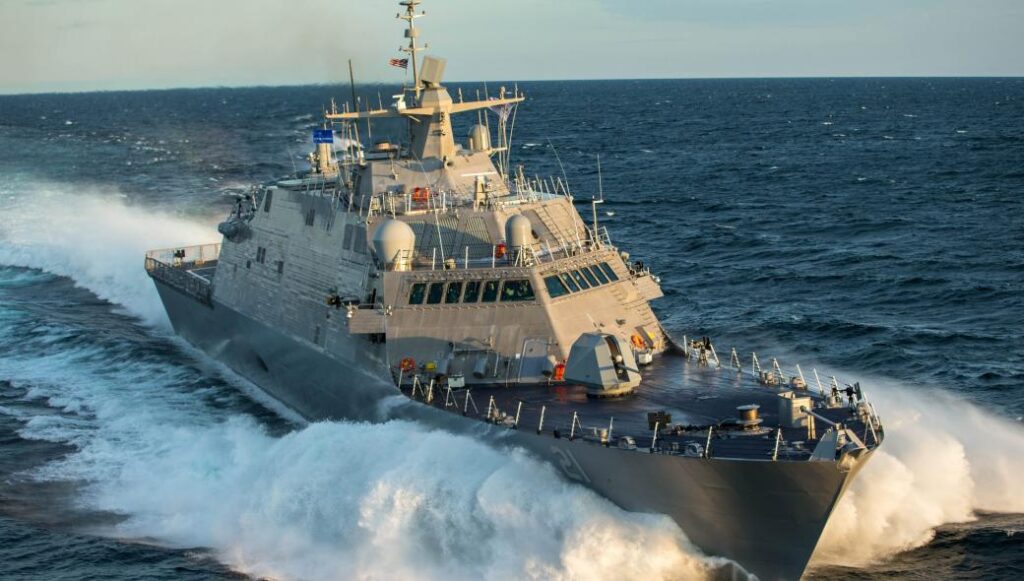 Τα LCS θα εκτοξεύουν πυραύλους Hellfire κατά εχθρικών στόχων στην ξηρά