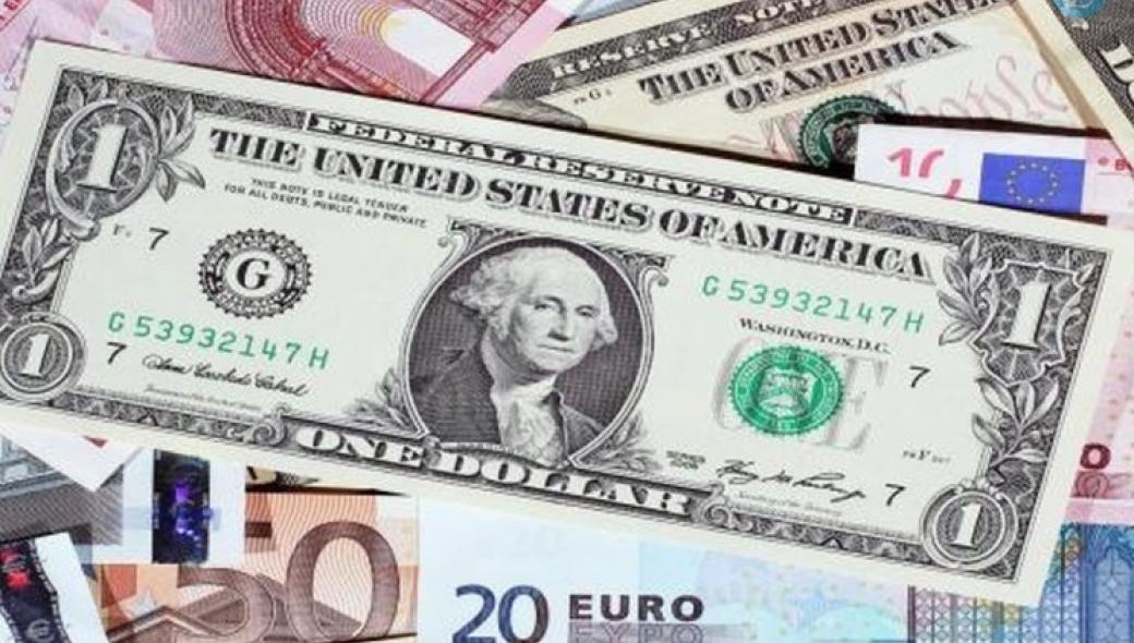 12,5 δισ. δολάρια «έφυγαν» από την Ουκρανία λόγω της κρίσης με την Ρωσία