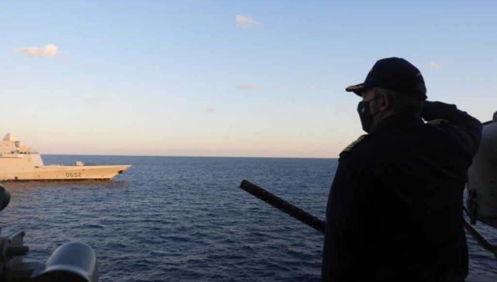 Μυρτώο Πέλαγος: Συνεκπαίδευση PASSEX των φρεγατών «Θεμιστοκλής» και «Provence» (βίντεο)