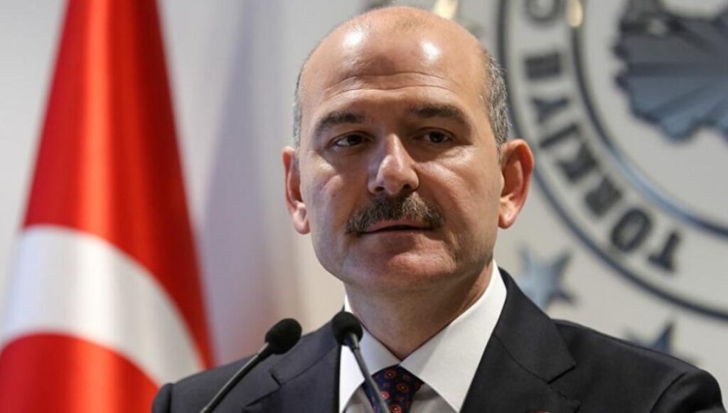 Η Τουρκία συνεχίζει τις συκοφαντίες κατά της Ελλάδας για «κακομεταχείριση παράνομων μεταναστών»