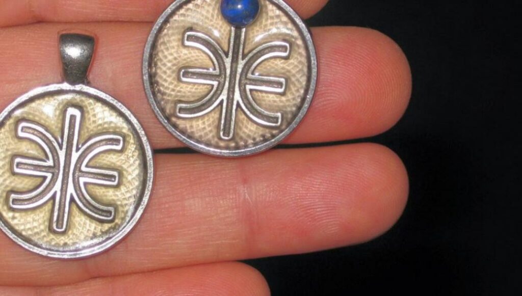 H σημασία του Δελφικού Έψιλον – Το πιο σημαντικό αρχαιοελληνικό σύμβολο