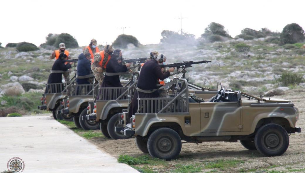 Κύπρος: Ιερείς «ευλόγησαν» τα όπλα της Εθνικής Φρουράς! (βίντεο)