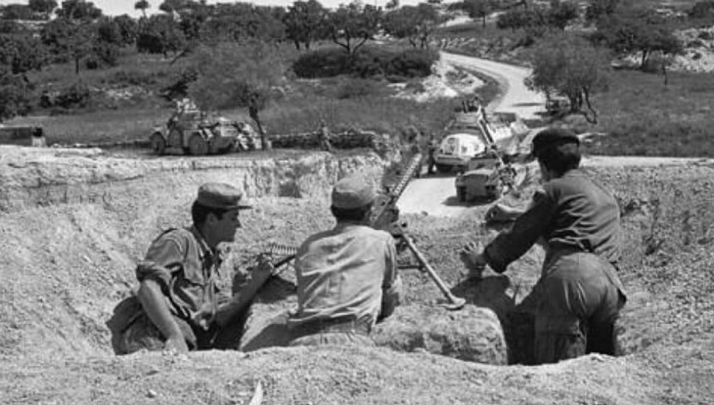 Βίντεο: ΕΛΔΥΚ και ΕΦ μάχονται κατά τουρκικών στρατευμάτων την Κύπρο το 1974