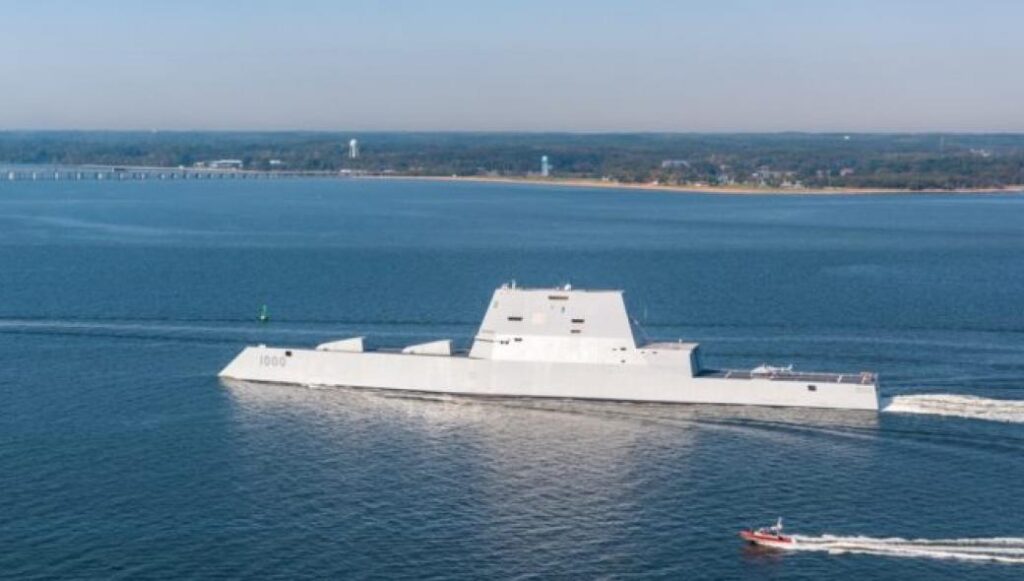 Φαίνεται πως οι Κινέζοι αντέγραψαν αμερικανικό πολεμικό πλοίο
