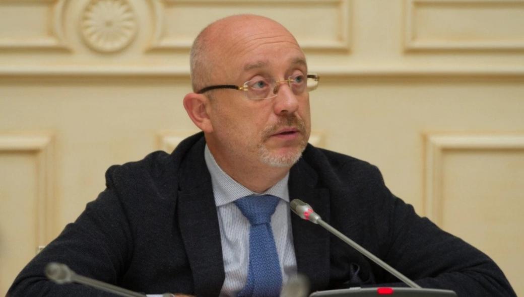 Το Κίεβο διαψεύδει τους υστερικούς ισχυρισμούς της Δύσης περί επικείμενης εισβολής