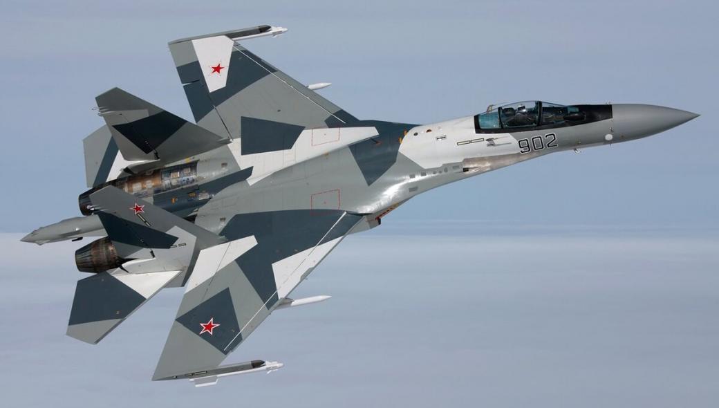 Αερομαχία στο Κίεβο: Ρωσικό Su-35 εναντίον ουκρανικού MiG-29 (βίντεο)