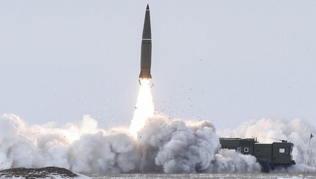 Ουκρανία: Το «μυστικό» της περιορισμένης χρήσης της ρωσικής Αεροπορίας -Εκτοξεύθηκαν 320 Iskander-Μ