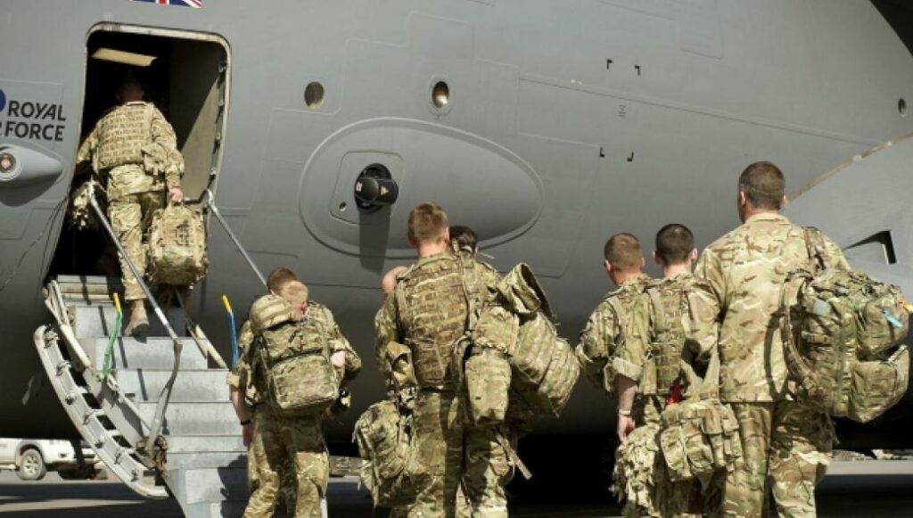 Οι ξένοι μισθοφόροι που πολεμούν μαζί με τους Ουκρανούς και το Airnb στο Κίεβο