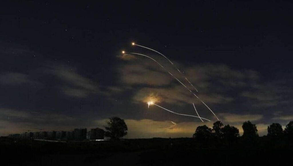 Ιράκ: Επίθεση με πυραύλους στην πόλη Αρμπίλ – Δεν υπήρξαν θύματα (φώτο)