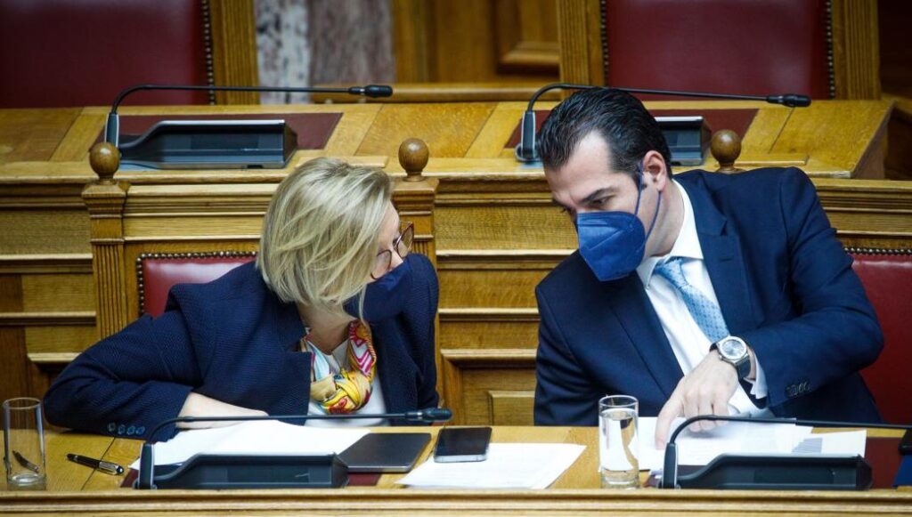 H M.Γκάγκα αδυνατεί να απαντήσει στους ανεμβολίαστους υγειονομικούς