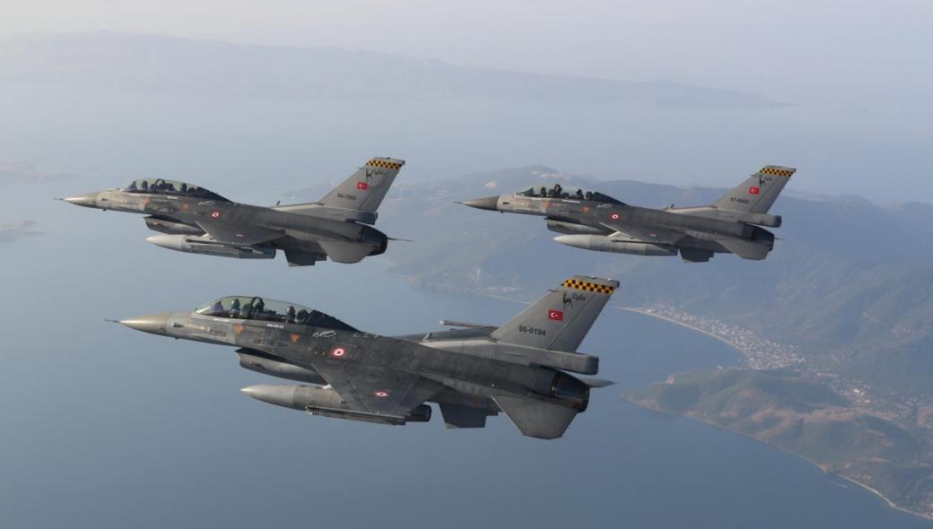 Πάλι τουρκικά μαχητικά F-16 πέταξαν επάνω από ελληνικά νησιά