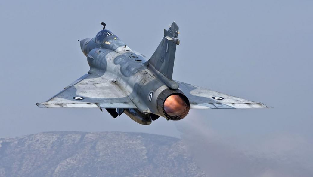 Κυριαρχία στο Αιγαίο: Όταν τουρκικό F-16C προσπαθεί να ξεφύγει από ελληνικό Mirage 2000-5